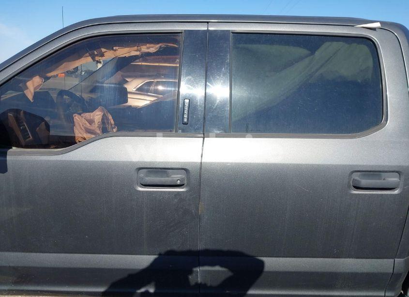 Photo 14 of 2015 Ford F-150 XLT (VIN 1FTEW1C87FKE74911)