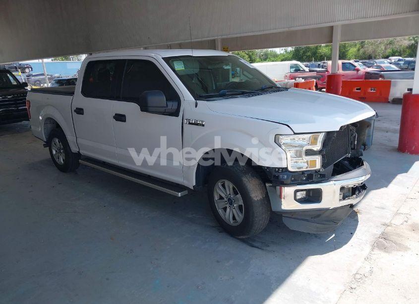 2016 Ford F-150 XLT (VIN 1FTEW1C88GKF86232) main photo