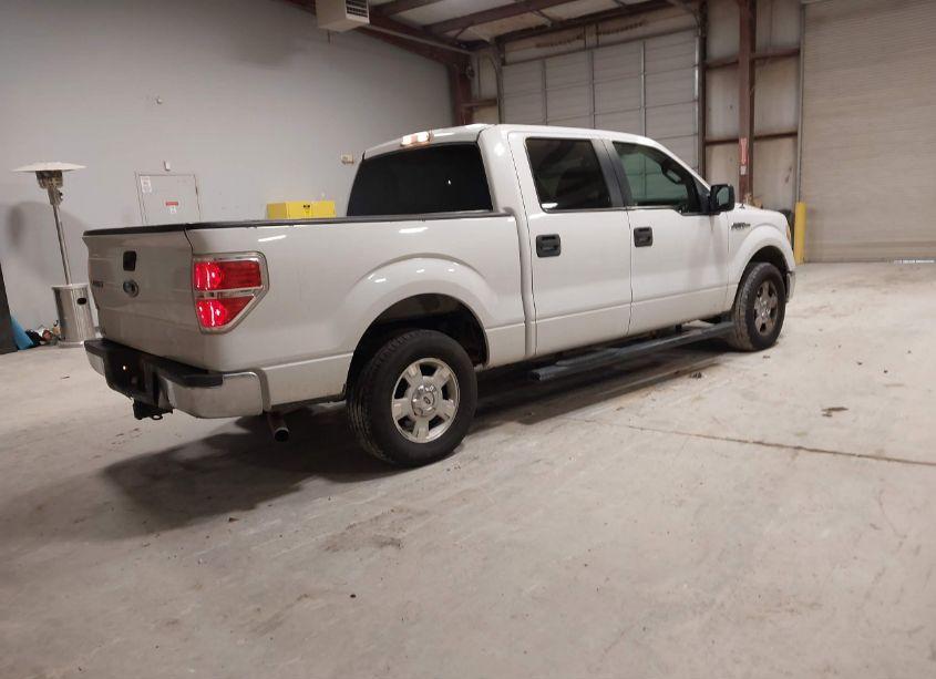 Photo 4 of 2010 Ford F-150 XLT (VIN 1FTEW1C89AKA27053)