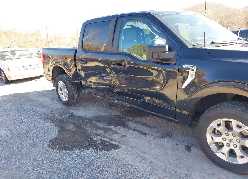 Photo 6 of 2023 Ford F-150 KING RANCH/LARIAT/PLATINUM/XL/XLT (VIN 1FTEW1C89PKD76190)