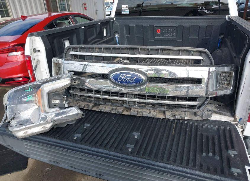 Photo 12 of 2018 Ford F-150 XLT (VIN 1FTEW1CB0JKC86610)