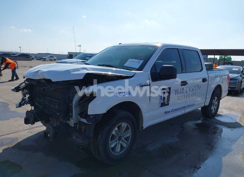 Photo 2 of 2018 Ford F-150 XLT (VIN 1FTEW1CB1JKC86924)