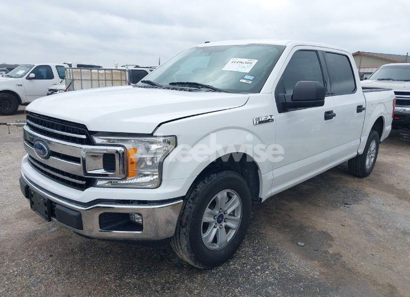 Photo 2 of 2018 Ford F-150 XLT (VIN 1FTEW1CB2JKC70120)
