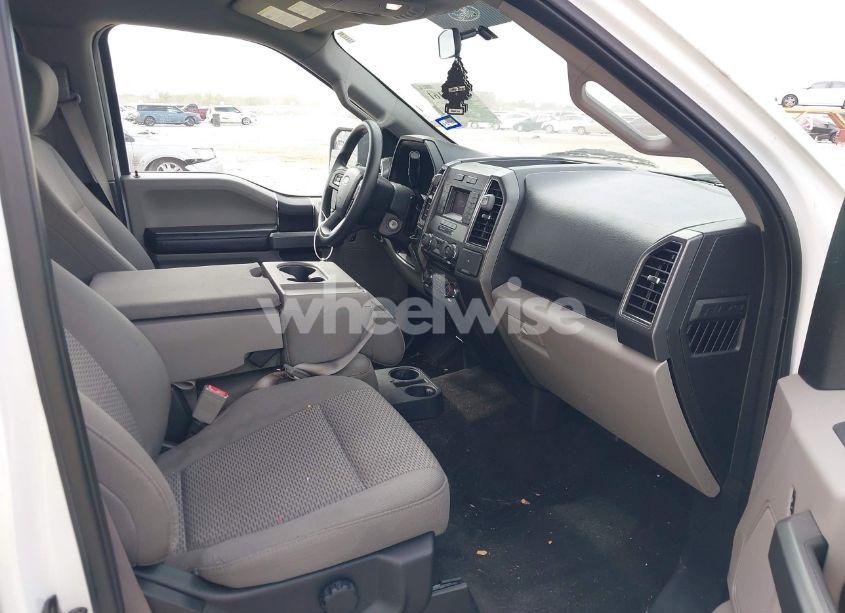 Photo 5 of 2018 Ford F-150 XLT (VIN 1FTEW1CB2JKD73067)