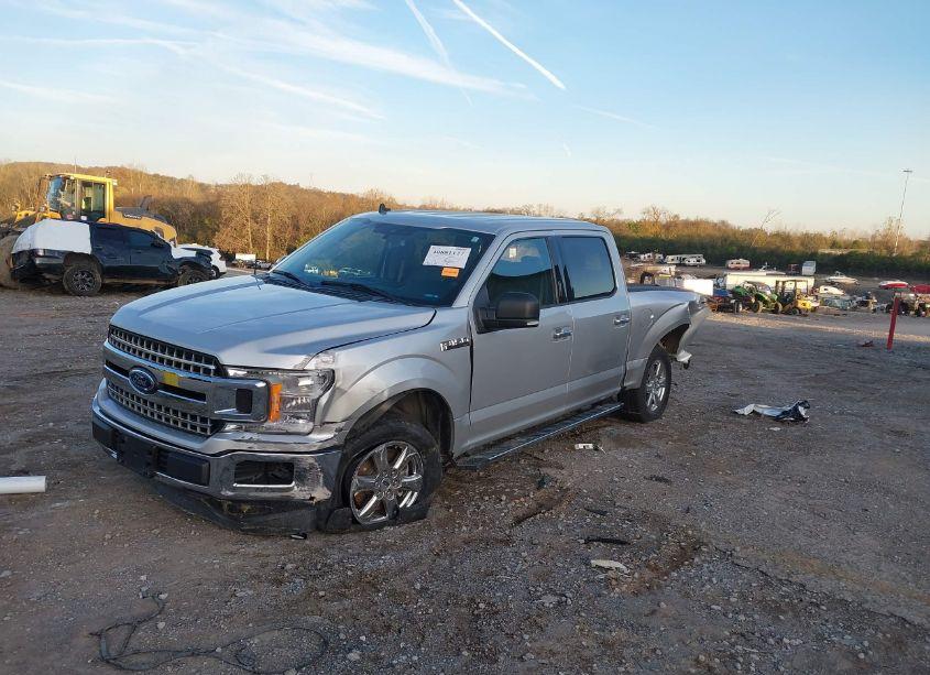 Photo 2 of 2019 Ford F-150 XLT (VIN 1FTEW1CB3KKC43848)