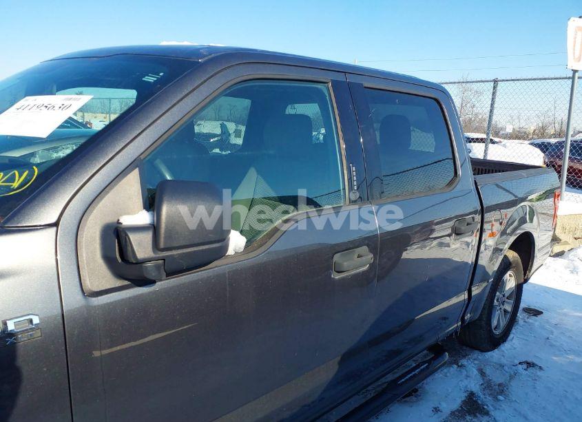 Photo 14 of 2018 Ford F-150 XLT (VIN 1FTEW1CB4JFB87524)