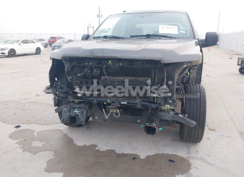 Photo 6 of 2018 Ford F-150 XLT (VIN 1FTEW1CB4JKD38594)