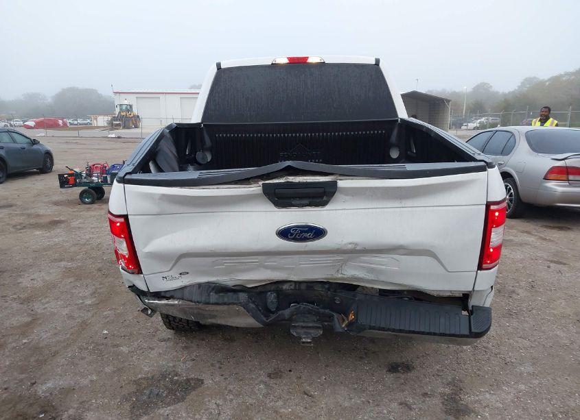 Photo 16 of 2018 Ford F-150 XLT (VIN 1FTEW1CB7JFC55928)
