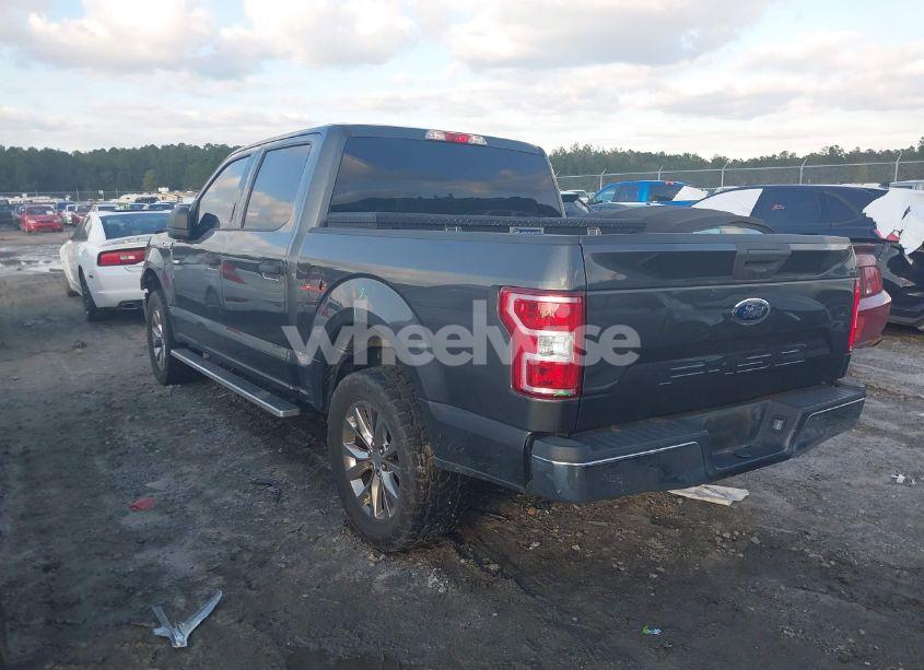 Photo 3 of 2019 Ford F-150 XLT (VIN 1FTEW1CB7KKC40483)