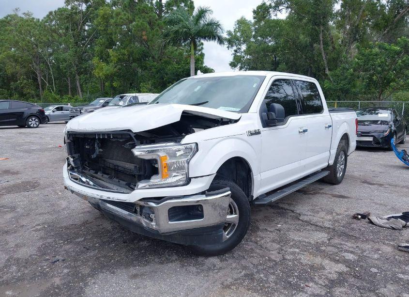 Photo 2 of 2018 Ford F-150 XLT (VIN 1FTEW1CB9JKE56012)