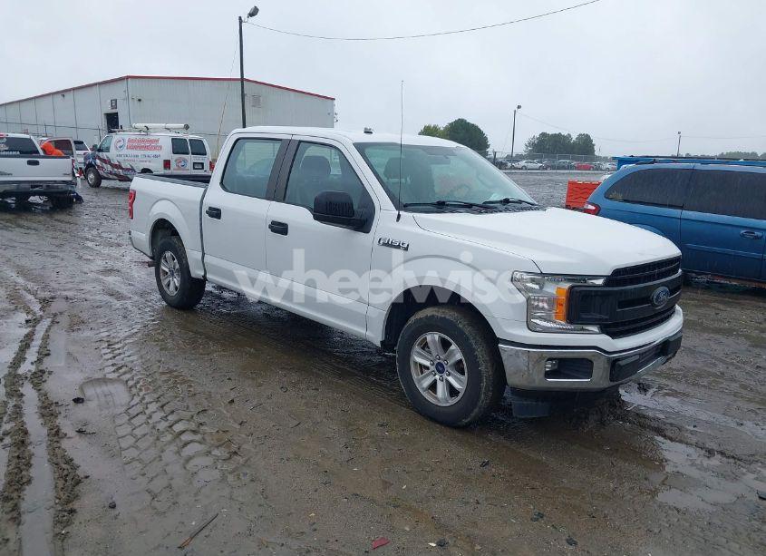 2018 Ford F-150 XL (VIN 1FTEW1CBXJFB49764) main photo