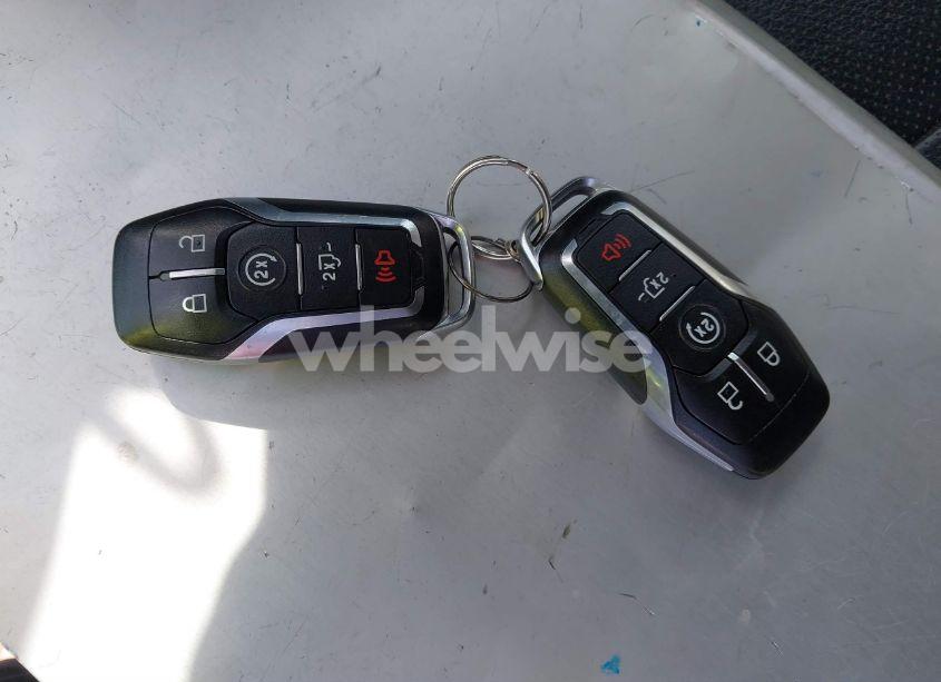 Photo 11 of 2016 Ford F-150 LARIAT (VIN 1FTEW1CF0GKD32450)