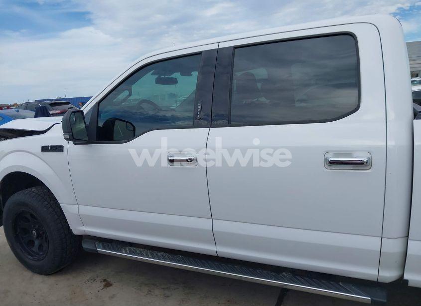 Photo 15 of 2016 Ford F-150 XLT (VIN 1FTEW1CF0GKE11164)