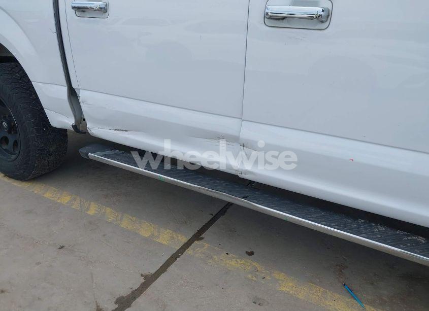 Photo 18 of 2016 Ford F-150 XLT (VIN 1FTEW1CF0GKE11164)