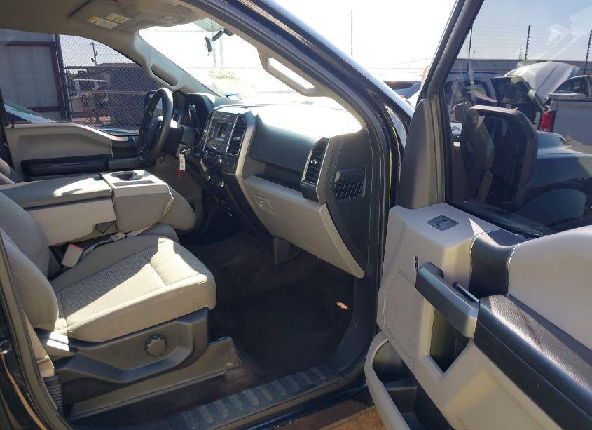 Photo 5 of 2017 Ford F-150 XLT (VIN 1FTEW1CF0HKC84871)