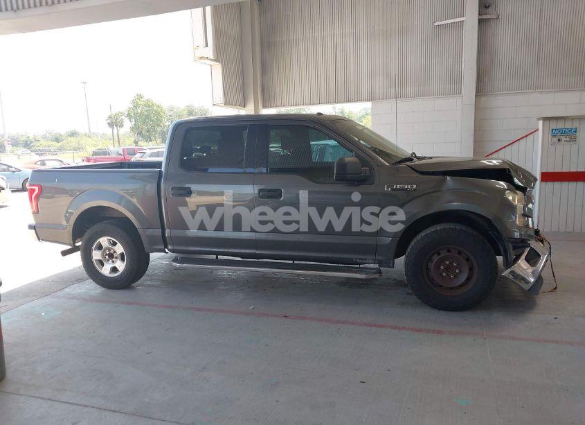 Photo 13 of 2016 Ford F-150 XLT (VIN 1FTEW1CF2GFB54713)