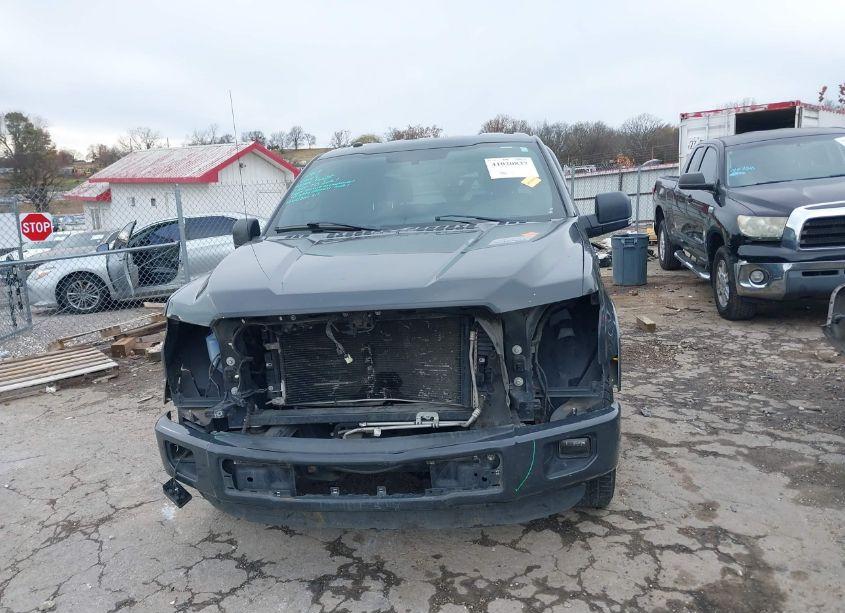 Photo 13 of 2016 Ford F-150 XLT (VIN 1FTEW1CF3GKE38701)