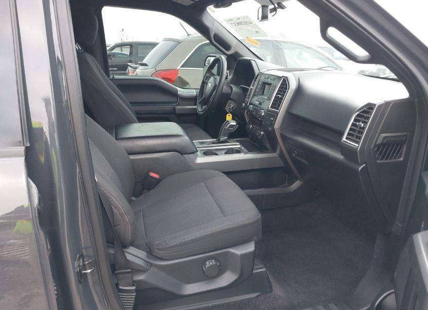 Photo 5 of 2016 Ford F-150 XLT (VIN 1FTEW1CF3GKE38701)