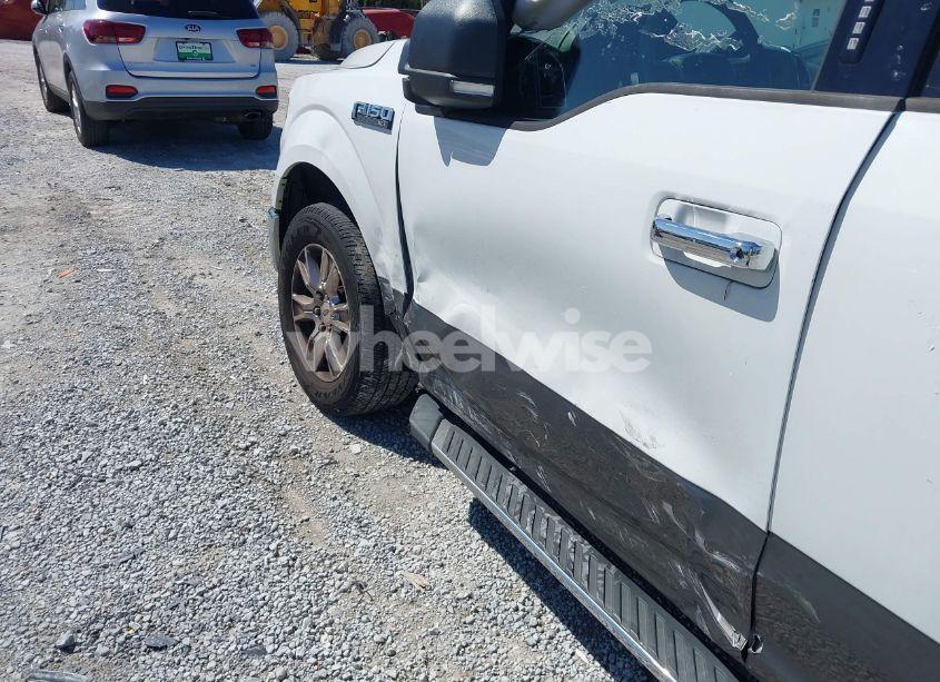 Photo 6 of 2015 Ford F-150 XLT (VIN 1FTEW1CF6FFB30672)