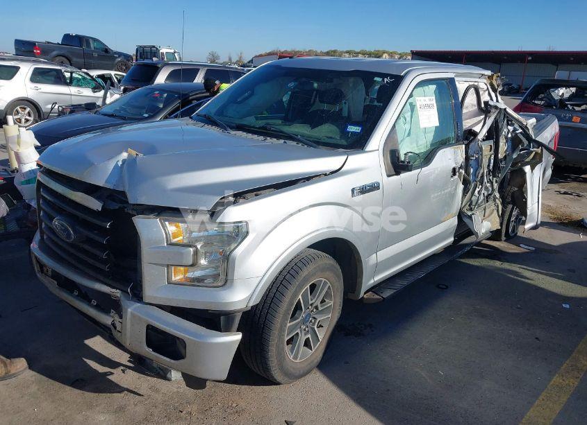 Photo 2 of 2016 Ford F-150 XLT (VIN 1FTEW1CF6GKF16470)
