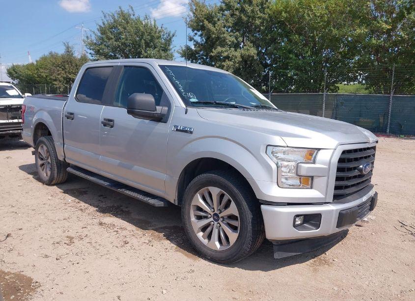 2017 Ford F-150 XL (VIN 1FTEW1CF7HKD80769) main photo