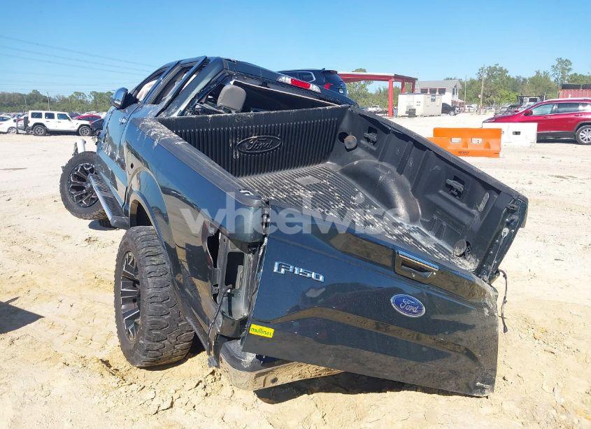 Photo 3 of 2015 Ford F-150 LARIAT (VIN 1FTEW1CF8FKD46840)