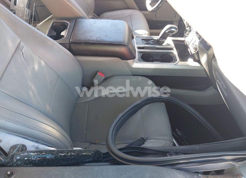 Photo 5 of 2015 Ford F-150 LARIAT (VIN 1FTEW1CF8FKD46840)