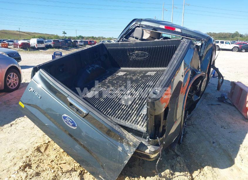 Photo 6 of 2015 Ford F-150 LARIAT (VIN 1FTEW1CF8FKD46840)