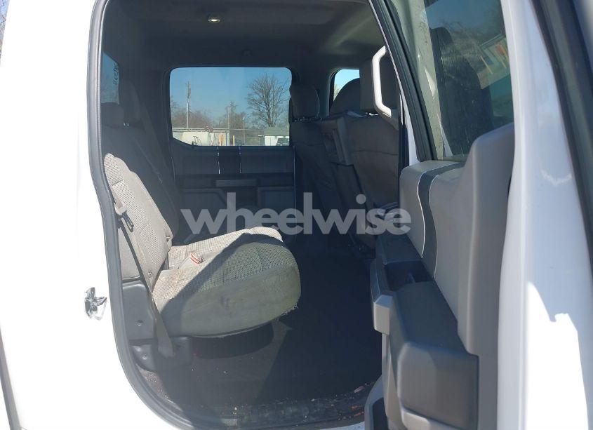 Photo 8 of 2016 Ford F-150 XLT (VIN 1FTEW1CF9GFA17977)