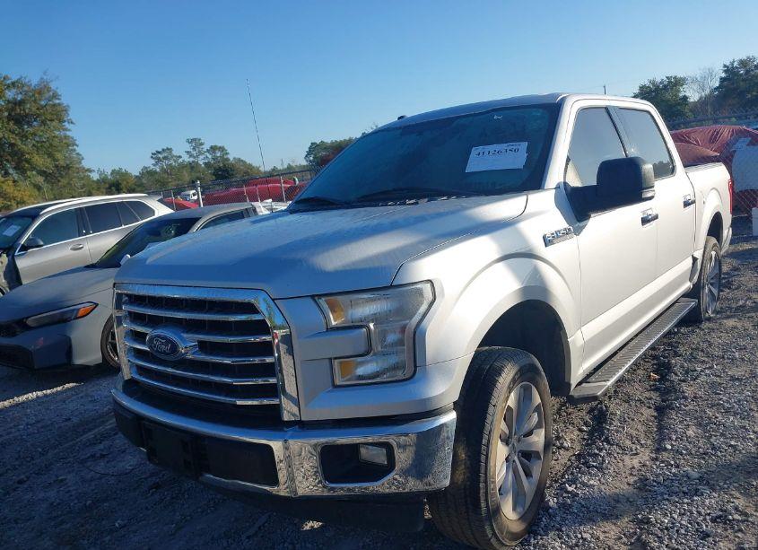 Photo 2 of 2017 Ford F-150 XLT (VIN 1FTEW1CF9HKE45458)