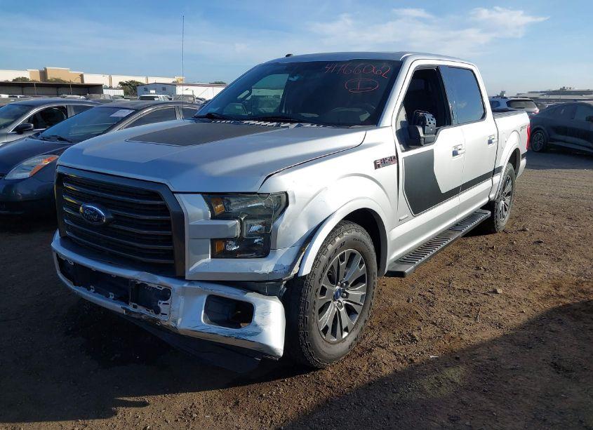 Photo 2 of 2016 Ford F-150 XLT (VIN 1FTEW1CG0GFB99173)
