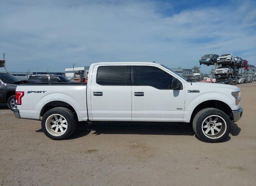 Photo 13 of 2016 Ford F-150 XLT (VIN 1FTEW1CG0GFC30759)
