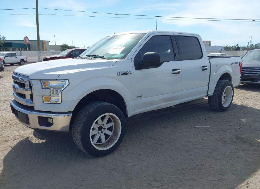 Photo 2 of 2016 Ford F-150 XLT (VIN 1FTEW1CG0GFC30759)