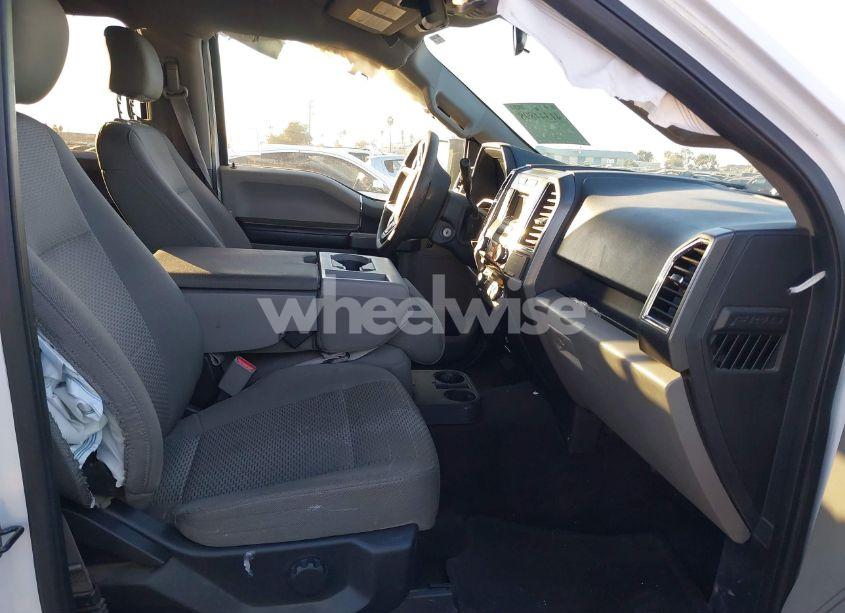 Photo 5 of 2016 Ford F-150 XLT (VIN 1FTEW1CG0GKE05700)