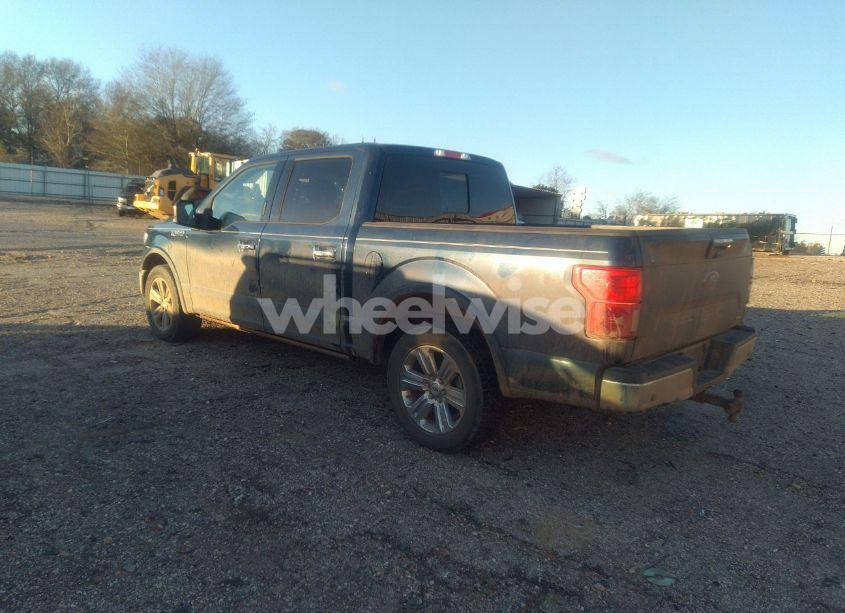 Photo 3 of 2018 Ford F-150 LARIAT (VIN 1FTEW1CG0JKD04292)