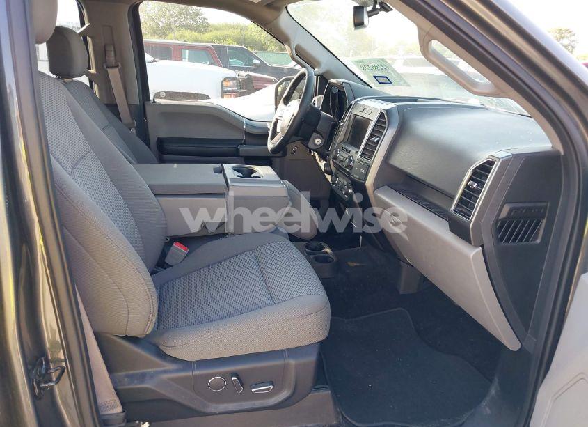 Photo 5 of 2018 Ford F-150 XLT (VIN 1FTEW1CG1JKD03863)