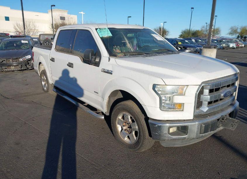 2015 Ford F-150 XLT (VIN 1FTEW1CG2FFA59527) main photo
