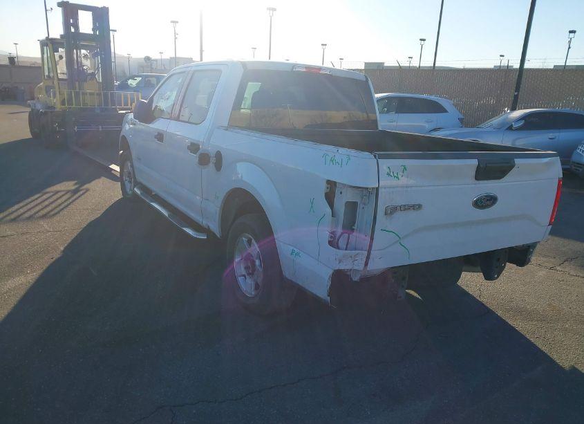 Photo 3 of 2015 Ford F-150 XLT (VIN 1FTEW1CG2FFA59527)