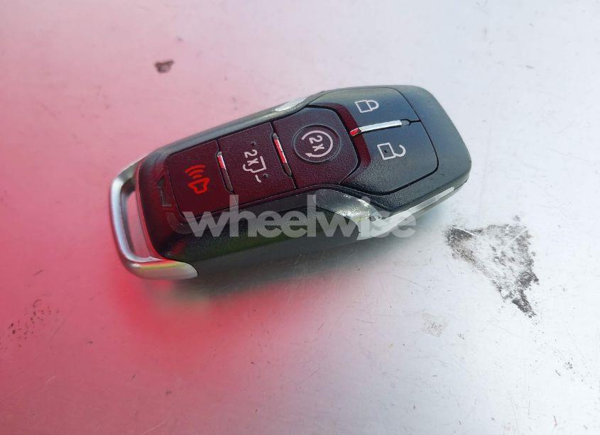 Photo 11 of 2015 Ford F-150 LARIAT (VIN 1FTEW1CG2FKE28717)