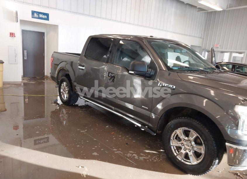 Photo 17 of 2015 Ford F-150 XLT (VIN 1FTEW1CG2FKE36882)