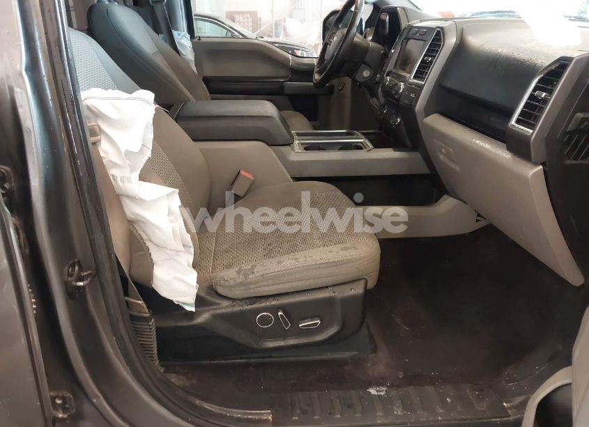 Photo 5 of 2015 Ford F-150 XLT (VIN 1FTEW1CG2FKE36882)