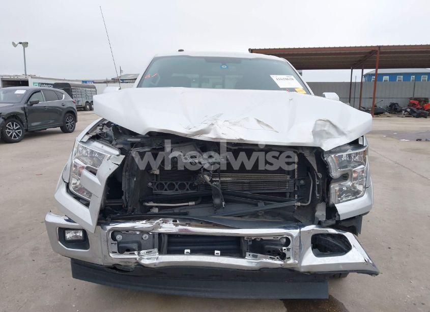 Photo 13 of 2017 Ford F-150 LARIAT (VIN 1FTEW1CG2HKE13380)