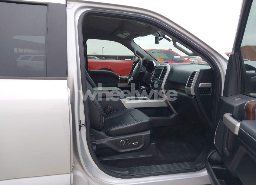 Photo 5 of 2017 Ford F-150 LARIAT (VIN 1FTEW1CG2HKE13380)