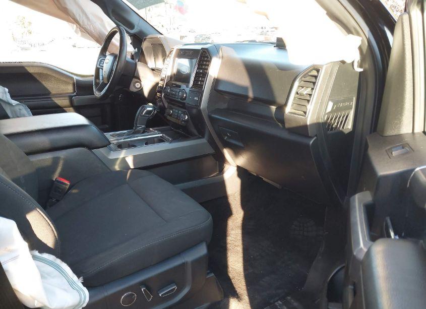 Photo 5 of 2018 Ford F-150 KING RANCH/LARIAT/LIMITED/PLATINUM/XL/XLT (VIN 1FTEW1CG2JKD21112)