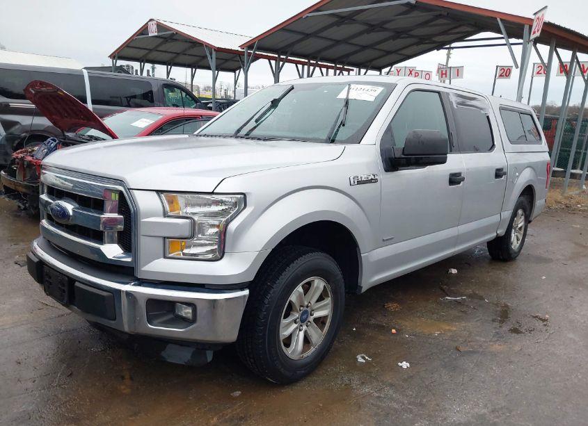 Photo 2 of 2015 Ford F-150 XLT (VIN 1FTEW1CG4FFB70774)