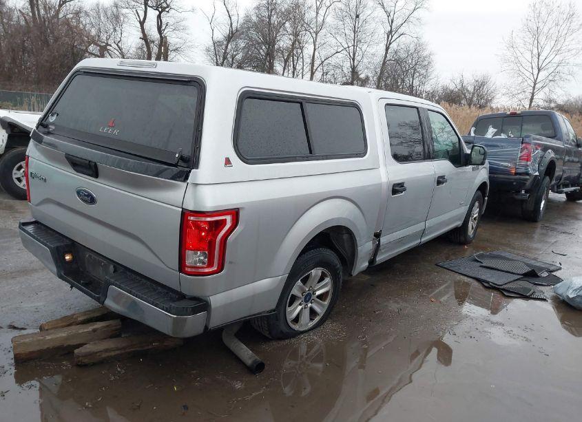 Photo 4 of 2015 Ford F-150 XLT (VIN 1FTEW1CG4FFB70774)