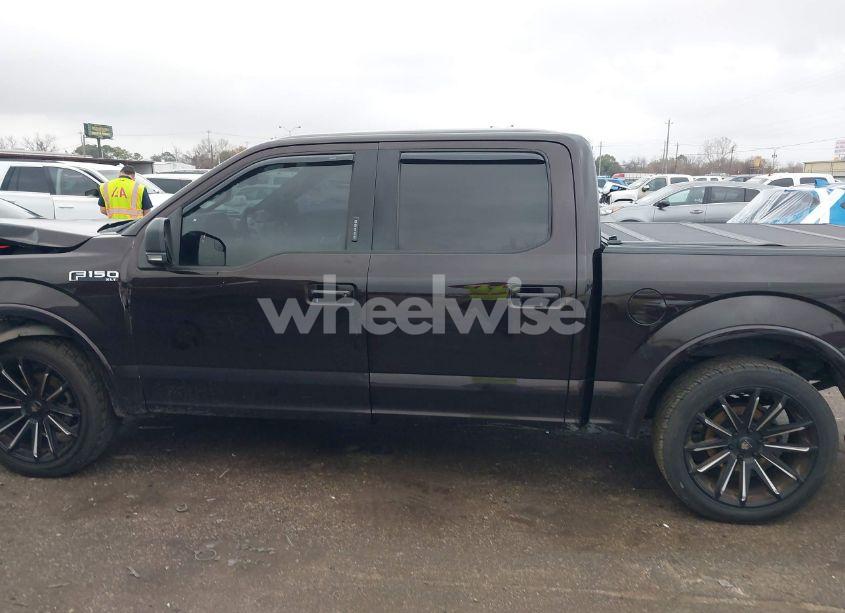 Photo 14 of 2018 Ford F-150 XLT (VIN 1FTEW1CG4JFA30409)