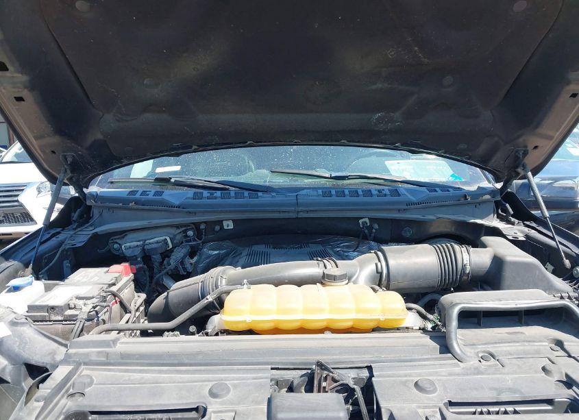 Photo 10 of 2017 Ford F-150 PLATINUM (VIN 1FTEW1CG5HFA41896)