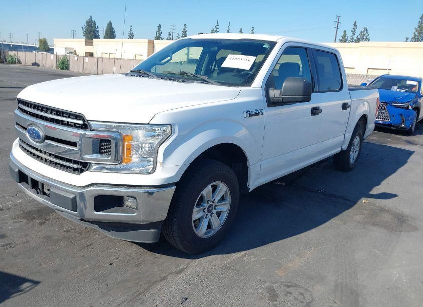 Photo 2 of 2018 Ford F-150 XLT (VIN 1FTEW1CG5JKE48226)