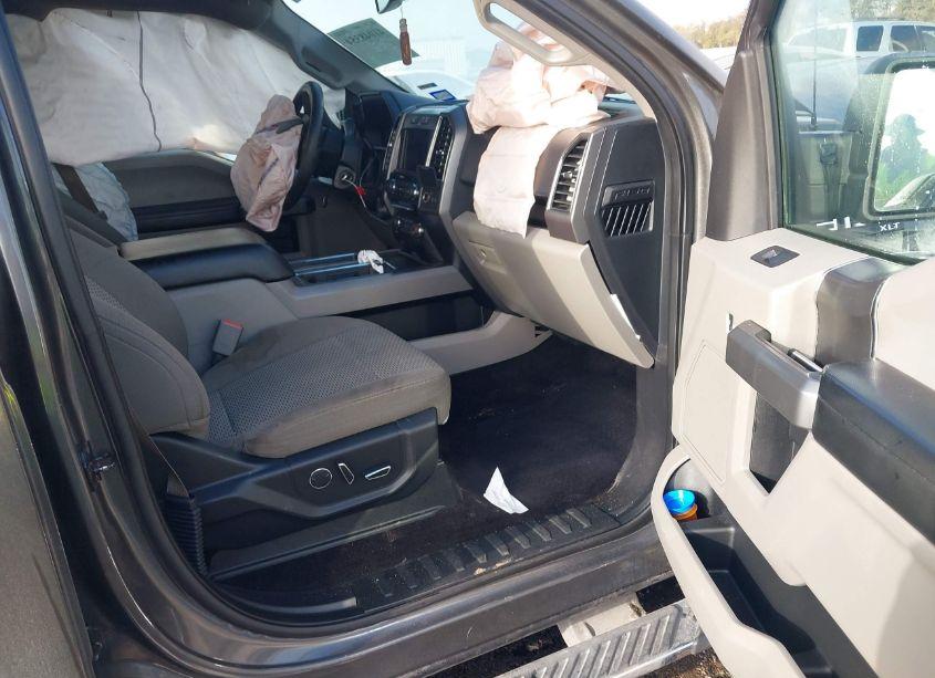 Photo 5 of 2017 Ford F-150 XLT (VIN 1FTEW1CG6HKC72068)